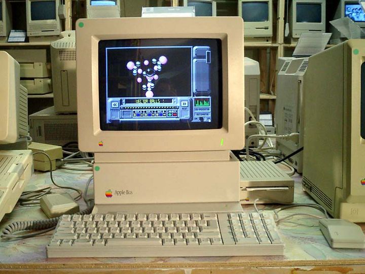 Programy Apple II v emulátore na webovej stránke
