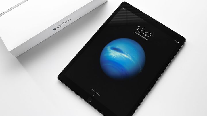 Firma Apple stiahla aktualizáciu iOS 9.3.2, ktorá spravila z vášho iPadu Pro tehlu