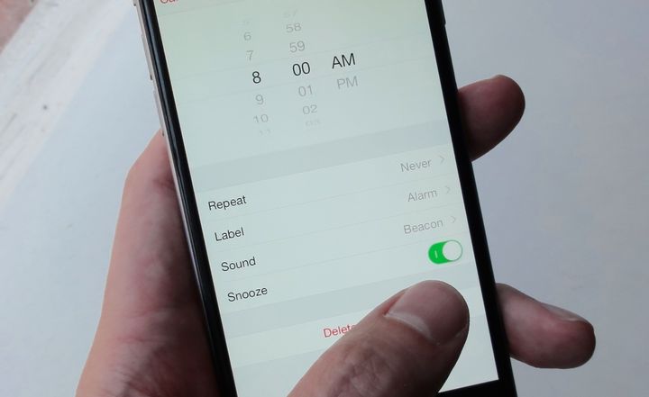 Budík na iPhone: Prečo si pospíte iba o 9 minút naviac?
