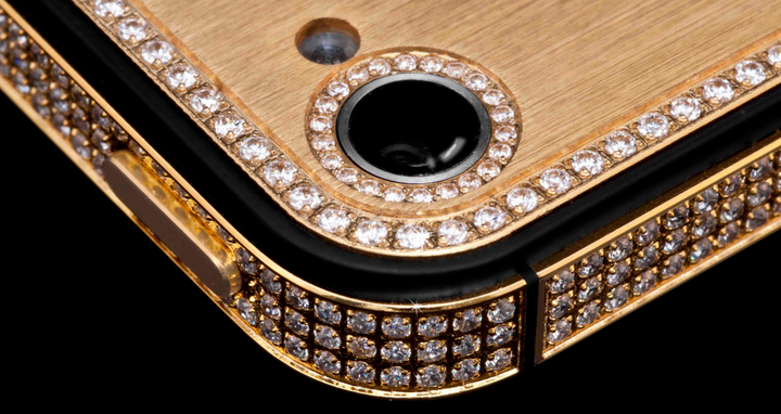 Predobjednávky na diamantový iPhone sú spustené