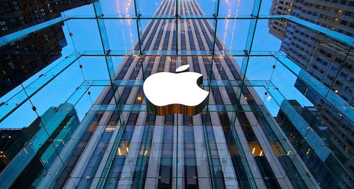 Apple musí zaplatiť 13 miliárd eur na daniach