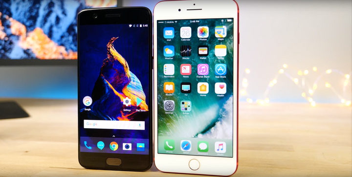 OnePlus 5 vyzval v speedteste iPhone 7 Plus. Našiel iPhone konečne rovnocenného protivníka?